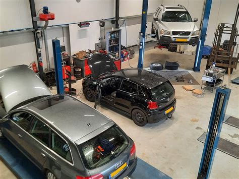 auto reparatie in de buurt.